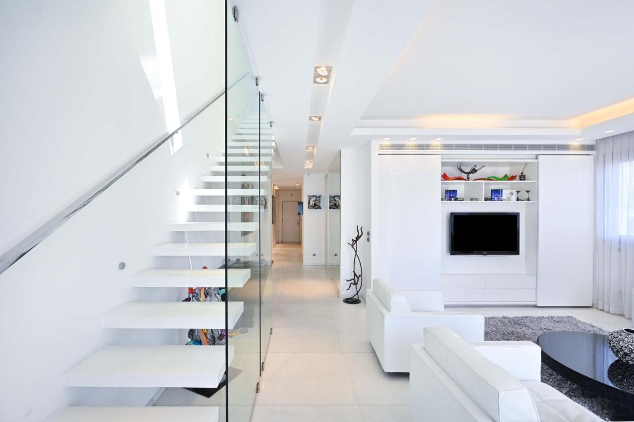 Luxe 3Br Penthouse W Jacuzzi&Parking&Mamad By Holyguest Apartment Tel Aviv Exterior photo